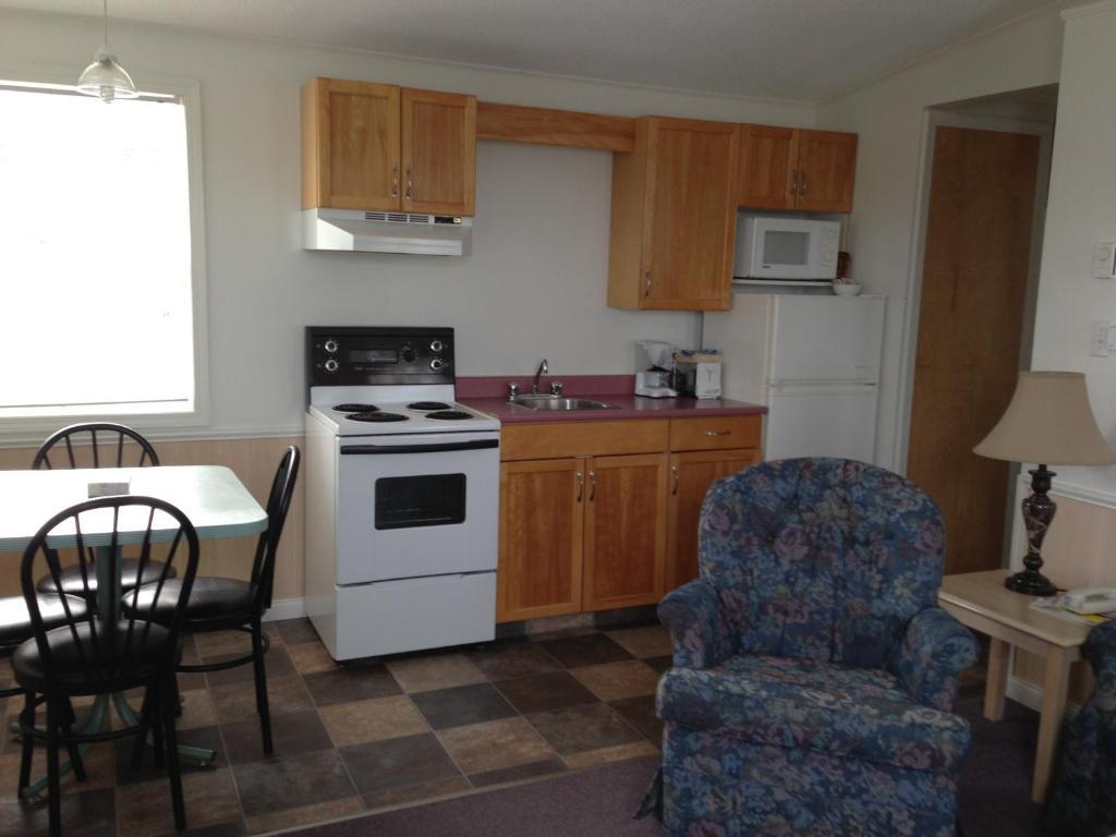 Settler'S Inn & Motel Plaster Rock Room photo